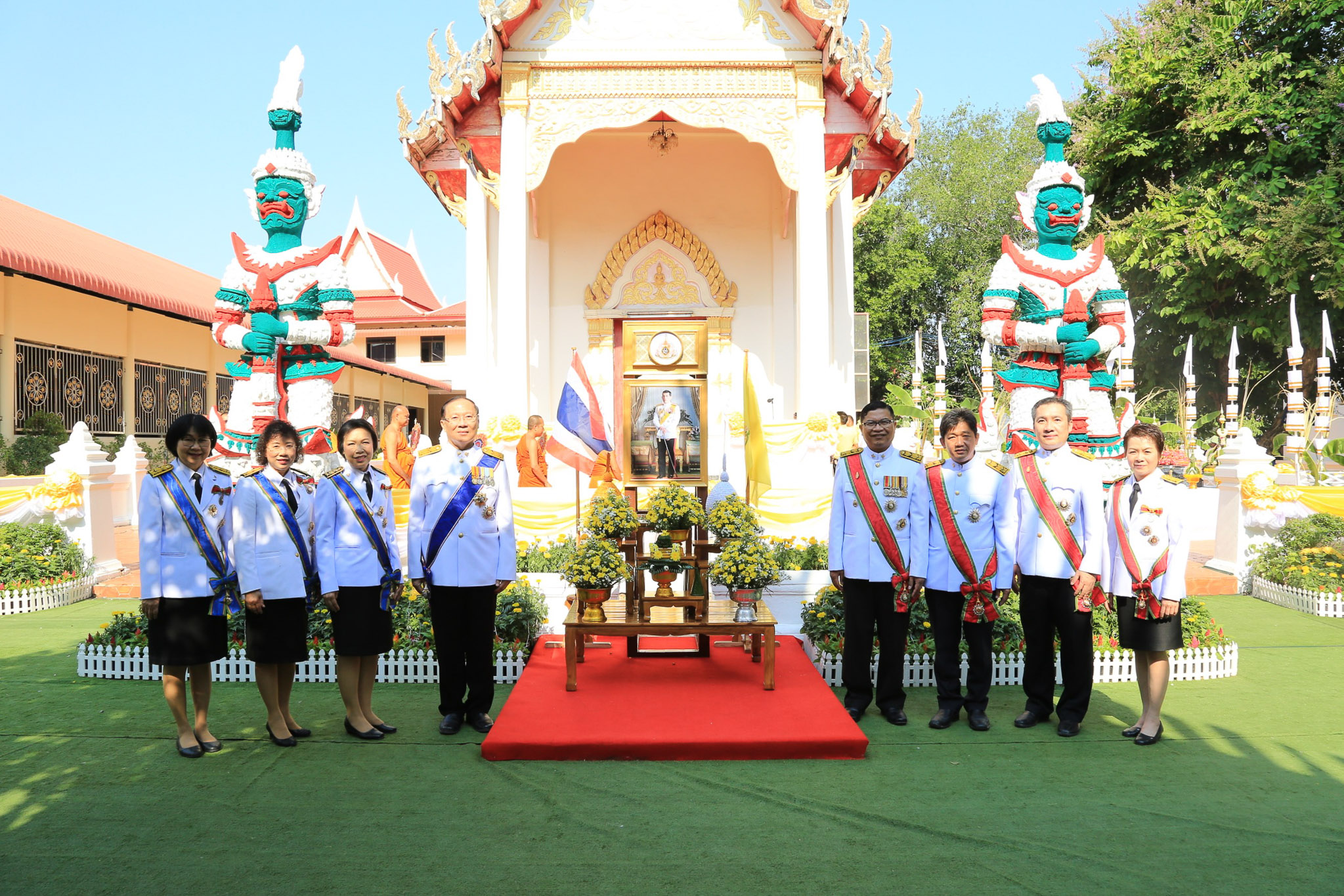 โรงพยาบาลมหาสารคาม ร่วมประกอบพิธีเวียนเทียนสมโภชน้ำอภิเษก