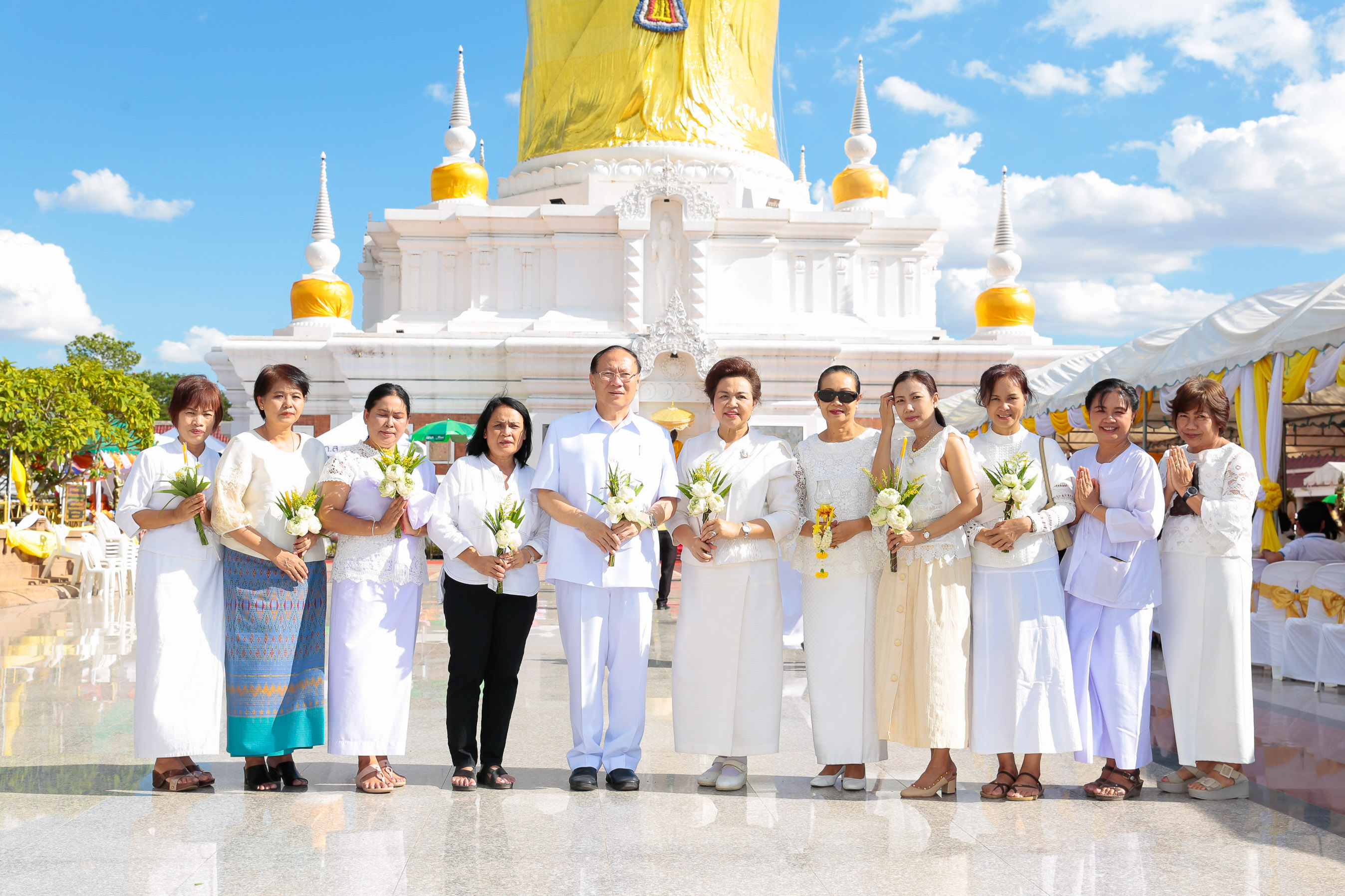 โรงพยาบาลมหาสารคาม ร่วมนมัสการพระบรมธาตุนาดูน เนื่องในวันอาสาฬหบูชา ประจำปี 2562 